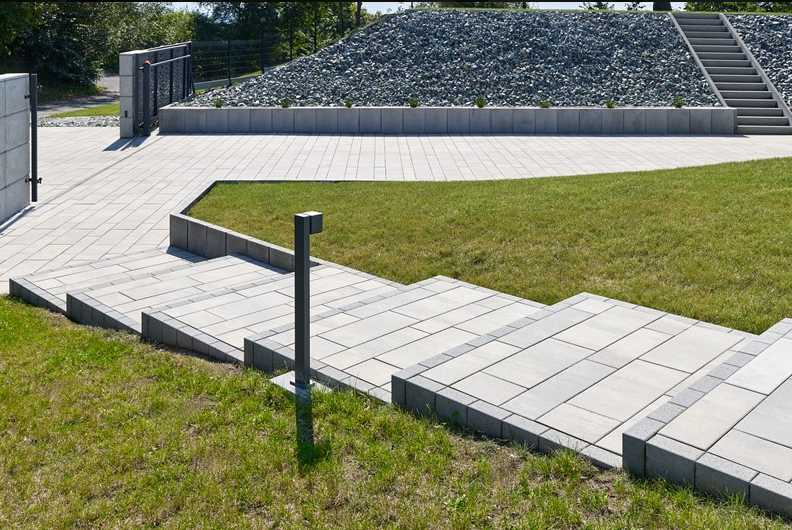 Obrzeże palisadowe XL 40 cm BRUK – betonowe obrzeże do ogrodu, ścieżek i tarasu - obrazek 9